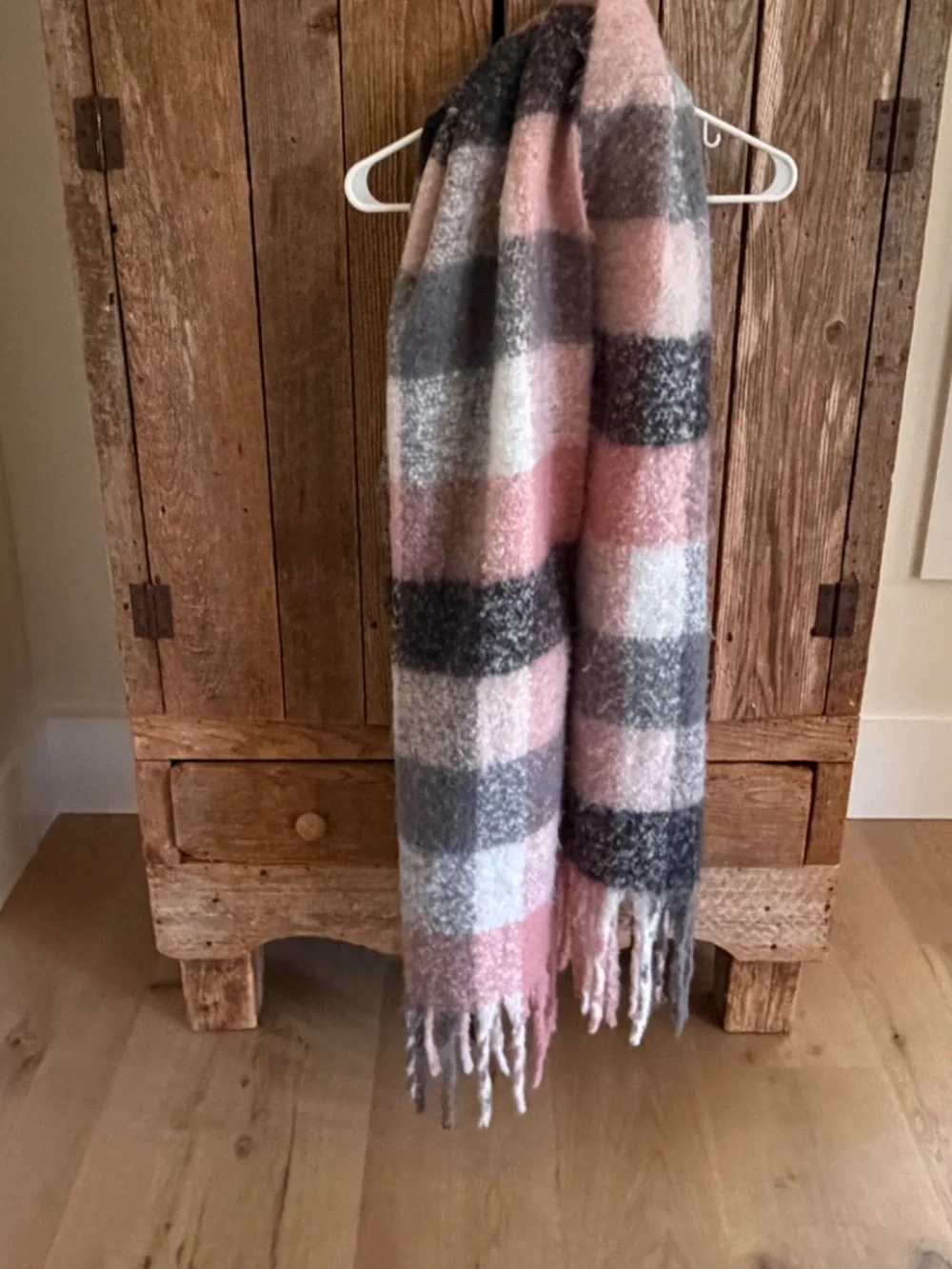 BURBERRY PINK WHITE GRAY CHECK PLAID OVERSIZED CASHMERE SCARF